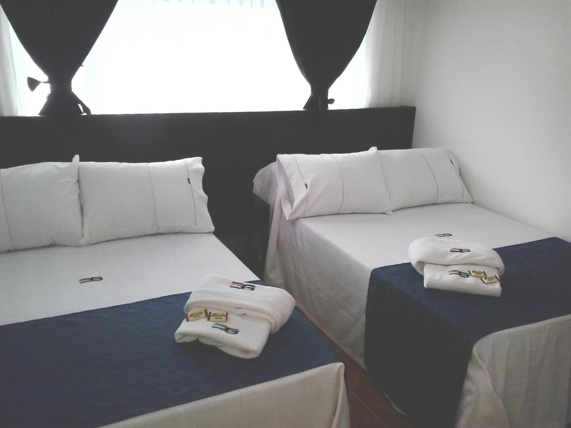 Hotel Casa Gabriela بوغوتا الغرفة الصورة